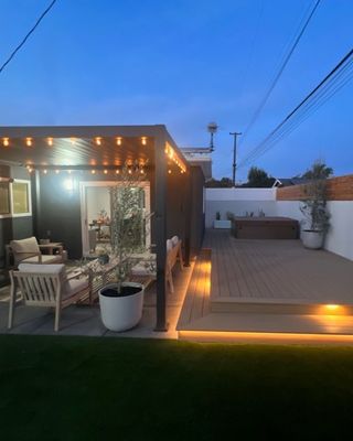 Check out @colorworks.landscape for your next landscape design project! 💚

#orangecountyca #huntingtonbeachca #landscapedesigner #landscapedesignideas #backyardoasis #chooselocal #landscapelighting