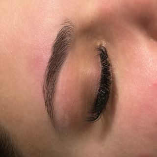 Dreaming about the perfect Brow 🤎
—To book, click the 🔗 in my bio
—Located in East Providence, RI