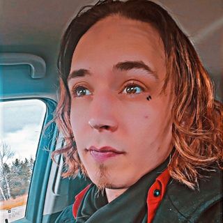 Hair is looking amazing & I can't stop growing it out 😬

#dubstep #edm #music #dj #riddim #trap #hiphop #bassmusic #rave #bass #rap #love #beats #dubstepmusic #party #producer #electronicmusic #song #instagood #remix #skrillex #pop #rnb #housemusic #beat #techno #goodmusic #songs #melody #edmlifestyle