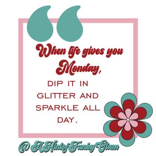 Happy Monday! Make sure to Sparkle all day! ✨#ahintoffunkyglam