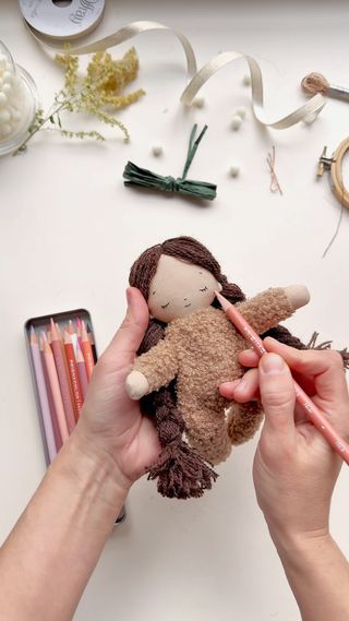 ✏️ I use Prismacolor @prismacolor pencils to add blush to my cotton toys (because that’s the brand of pencils I happen to love for drawing)
✏️ any coloring pencil will work 
✏️ if you go to a local art store chances are they will have coloring pencils sold individually, pick the shades that look good to you, warm pinks, peachy, and with a bit of purple, whatever you are drawn to
✏️ press harder to make color more vibrant, or wet the tip of pencil to help pigment transfer to fabric even more 
👧🏻 doll pattern can be found in my 10x2Studio Etsy shop and on my website, both are linked in bio 
#10x2studio #sewing #dollmaking #sewingproject #toymaking #sewingpattern #toymaker #sewingforkids #ragdoll #babydoll #heirloomdoll