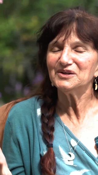 ✨How do we manage stress and anxiety in our world today?

During the filming of @thesacredscience’s Remedy docuseries, my friend Nick asked me this question. 

This is an excerpt of my answer. To watch the full answer (and my suggested herbs), be sure to register for the FREE airing of the full docuseries. It starts tonight so don’t wait!

Comment “remedy” or tap the link in my bio @rosemarygladstar to learn more. 

P.S. We just put my home study course, The Science & Art of Herbalism on sale with some extra special bonuses! If you want to dive deeper into herbs, now is the PERFECT time!!!

https://remedy.thesacredscience.com/register/?a_aid=glad&a_bid=1c552684