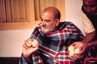Maharaji, Ram Dass’ beloved guru, kept his teachings quite simple: love everyone, feed everyone and remember God:

Ram Dass: I asked him, “How can I raise my Kundalini?” I expected a secret answer. But he simply said, “Serve people. Feed people.” That was a shocker. I had studied brains—intellectually—and here he was handing me my path with just a few words.