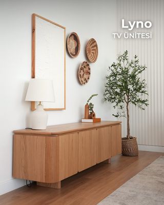 Masif meşe ürünlerimizin bir kısmını senin için bir araya getirdik! 🤗

Dayanıklı ve uzun ömürlü yapısıyla masif meşeyi yıllarca kullanabilir, alanına sıcacık bir dokunuş yapabilirsin. Koyu ve açık olmak üzere iki renginden dilediğini tercih edebilir, evine bambaşka bir atmosfer yaratabilirsin. ☁️🌿

Peki, sen hangi masif meşe ürünleri tercih edeceksin? 💫

Masif meşenin dayanıklılığını evine taşımak için normod.com’u ziyaret et! 🔗