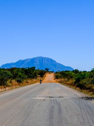 Framed Echoes: Angolan Roads
I caught this on my last drive from Lubango to Luanda, it was a bit of a reminder that African countries aren't only developing but also finding new ways of elevating their infrastructure. I won't lie having to go off road while on a 14 hour drive was probably my highlight of the trip.

The senstation of the wheels going from asphalt to dirt and an uneven road is like non-other. Angola was an experience and a half.

Shot with the Fuji X100V