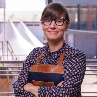 ☕️🎓 Ostatni odcinek w tym sezonie i w 2025 roku poświęciłem edukacji w kawie. Pomogła mi w tym Marta Niwińska ( @beansgrapes.eu ): „Dobry trener przede wszystkim cały czas uczy siebie, aby później skutecznie identyfikować potrzeby szkoleniowe u innych”.

🎧 48. odcinek podcastu „Kawa. Bo czemu nie?” znajdziesz wszędzie, gdzie są podcasty. Namiary w opisie tego profilu!

Do usłyszenia w styczniu! 🫡

🤝🏻 Współpraca: @haybcoffee (kod zniżkowy w odcinku!)