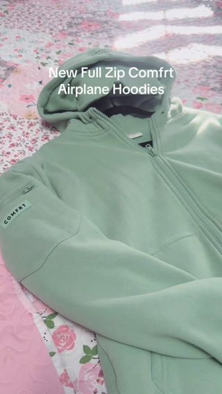 #ad shop here #ad https://comfrt.com/JESSICA83985
15% off code auto applies at checkout 

Like and comment SHOP PLEASE for links and a 15% off code at Comfrt