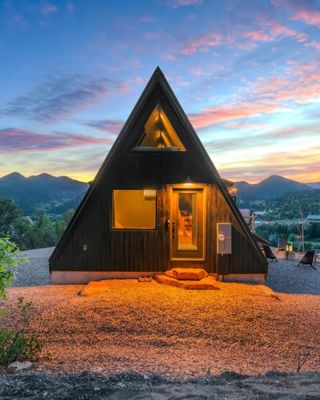 Escape to @zionaframe – a modern A-frame retreat minutes from Zion National Park! 🏔️ Stunning views, hot tub under the stars, and a fire pit. Your perfect base for exploring Southern Utah's wonders! Link in bio to book now.