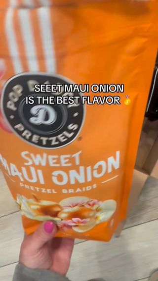 #ad shop here https://www.tiktok.com/t/ZP8963Gsn/

Follow @4less.byjess (first) then comment SHOP PLEASE for links to 50% off this @popdaddysnacks pretzel box! Such a fun treat or also great to gift 🥨