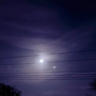 May the energy of the Full Moon manifest the abundance and miracles you’ve been asking for. 🌕✨

Así sea, así será 🙏🏽

-Oz 🪬
•
•
•
#mexoterica #fullmoon #moon #virgo #manifest