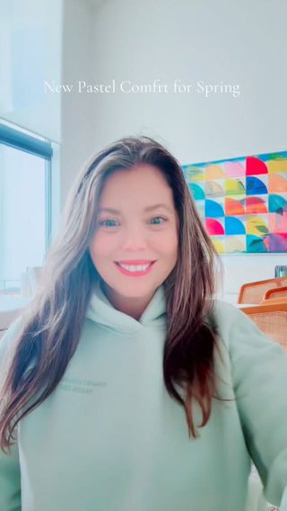 #ad 15% off at checkout here https://comfrt.com/JESSICA83985
My New Balance on sale here https://go.shopmy.us/p-48196389

Comment SHOP PLEASE for a 15% off code that stacks with the sale prices on the new @comfrt Pastel Sweats!