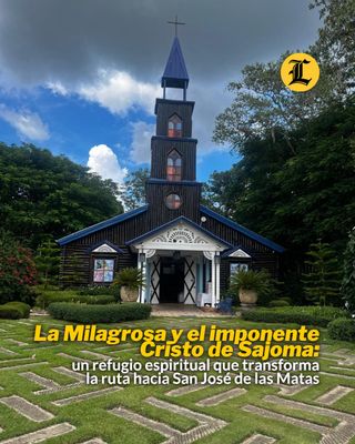 #ConoceRDConLD | Enclavada entre montañas, en la comunidad de Damajuana, la Capilla La Milagrosa se ha consolidado como uno de los puntos turísticos y espirituales más admirados de San José de Las Matas, atrayendo a visitantes de todo el país por su singular belleza arquitectónica y la serenidad que irradia.

Inaugurada el 14 de diciembre de 2003, la capilla fue una donación de Manuel Arsenio Ureña y su esposa, Camelia Rodríguez, como un regalo permanente para la comunidad. Su diseño, una armoniosa mezcla de lo moderno y lo clásico, combina troncos de pino, vitrales en tonos azul, rojo y blanco, y un exterior pintado parcialmente de azul que envuelve al visitante en una sensación de calma inmediata. La decoración interior estuvo a cargo de Manuel Jiménez, mientras que la construcción fue dirigida por Víctor Jiménez.

**Lea el recorrido completo en el link en la bio*

#Turismo #DestinoLD #Capilla #LaMilagrosa #ListínDiario