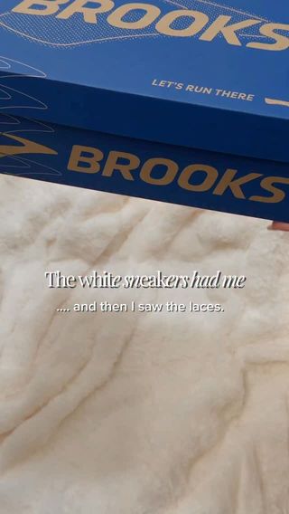 Okay Brooks! These are my favorite sneakers yet! ➡️ Comment “SHOE” and I will send you the exact link to these Brooks! They are perfect for spring/summer!!! 

#brooksshoes #brooks #sneakers #whitesneakers #shoesoftheday