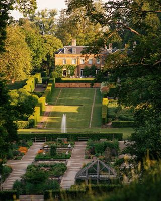 The Newt in Somerset is a farm fantasy so perfectly realised you half expect to find Nicole Kidman wandering its grounds with a glass of pinot in hand. Experience the much-talked-about estate’s horticultural magic for yourself during its Great Garden Show, from 9 to 17 May, and check out our review at the link in bio.