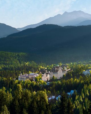 It’s hard to imagine a better-placed base to explore North America’s largest ski resort town, Whistler. A Schloss-shaped ode to Alpine luxury, Fairmont Chateau Whistler offers effortless access to the destination’s world-renowned outdoor pursuits – no matter the season.
.
Link in bio