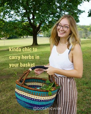 Kinda chic….

Will you join us? September 18-20 in Kempton, PA. Get your tickets at the link in our bio. 

https://botanicwise.com/whg
