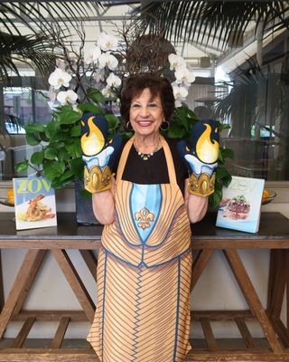 Nothing makes us light up like a great apron and oven mitt set! ✨ We had so much fun collaborating with so many talented chefs from across Orange County and having them channel their inner Lumière. 🕯️👨‍🍳

Don’t forget to make your dinner reservations before seeing Disney’s Beauty and the Beast, September 22–October 11! 🌹

Chef Zov Karamardian @zovsrestaurant 
Chef Amar Santana @vaca_restaurant 
Chef Nick Weber @verdant.ocma @langson_museum 
Chef Miriam Ramirez @quattro.caffe 
Chef Ross Pangilinan @terracebymixmix 
Chef Daniel Hohng @theparkclubca 
Chef Tony Esnault @knifepleat