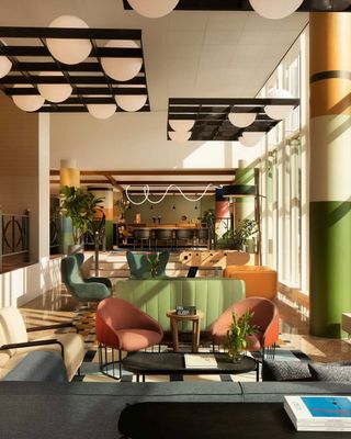 In a city that isn’t shy about celebrating individuality, Avani Museum Quarter Amsterdam Hotel feels right at home. Its bold take on the city stay comes with some of Amsterdam’s greatest cultural treasures on its doorstep and a genuine place for the LGBTQ+ community inside. Drag Bingo, anyone?
.
Link in bio
