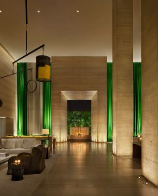 We check into The West Hollywood EDITION, where Ian Schrager cool meets the Sunset Strip’s restless energy – from sprawling suites and rooftop sunsets to serious dining, subterranean nightlife and a spa that knows exactly what to do with jet lag.

It’s not trying to recreate the Hollywood of yesteryear. And that’s precisely the point.

Link in bio.