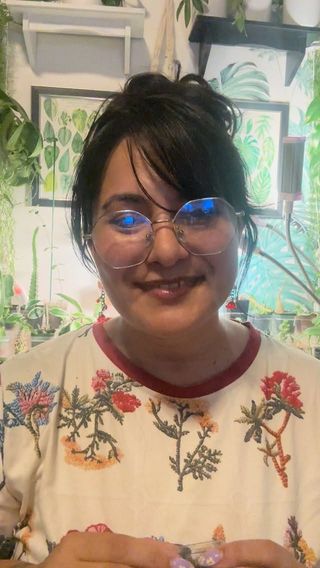 What if your home could become a thriving ecosystem—one where houseplants do more than beautify a room, but help create a healthier, more connected relationship with the living world? 🌿

We’re delighted to welcome Jocelyn Perez-Blanco, founder of Herban Garden, to the 2026 BotanicWise Women’s Herbal Gathering!

Jocelyn is an educator, herbalist, urban naturalist, Flower Essence Therapist, conservationist, and avid gardener whose work makes plant knowledge accessible, practical, and deeply rooted in community care. From tending houseplants and gardens to plant identification, ethnobotany, and ecosystem management, she invites her students to see the natural world with new eyes. Her classes have even been recommended by The New York Times.

Join Jocelyn for two inspiring classes:

🪴 Healing Houseplants
Saturday, September 19 at 2:15 pm

🌱 Creating Ecosystems in Your Home
Sunday, September 20 at 12 pm

Come learn how the plants and spaces closest to us can become places of healing, reciprocity, and flourishing.

Registration is open, and the Gathering is almost here! Reserve your place through the link in our bio at @botanicwise. 💚

https://botanicwise.com/whg