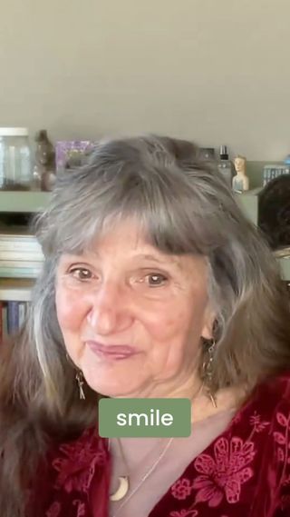 A mantra to carry into the weekend…
Breathing in, I calm my body. Breathing out, I smile. 🌿🙏💖

https://scienceandartofherbalism.com/swr