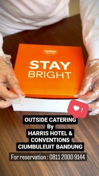 Ready to turn your backyard into a gourmet paradise? 🌿🍴 

HARRIS Hotel & Conventions Ciumbuleuit's Outside Catering is here to make it happen! 

Whether it's a big bash or an intimate gathering, we've got you covered. 

Minimum order? Just 10 pax! 
Dial us up at 0811 2000 9144 to elevate your event! 📞✨ 

#harrisciumbuleuitbandung #BackyardFeast #CateringMagic #FunWithFood #catering #catering