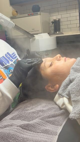 Show your little one that self care is important! Little princess👑 facials available for ages 3-12! 🎀 This treatment will pamper and moisturize your princess.