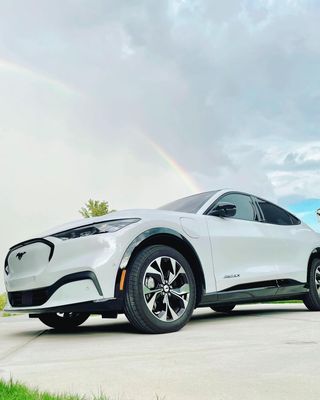 This one is for you Dad! 😇  #machemom #likefatherlikedaughter #evlife #evlifestyle #ford #fordmache #mustangmache #mustang #jimellisford